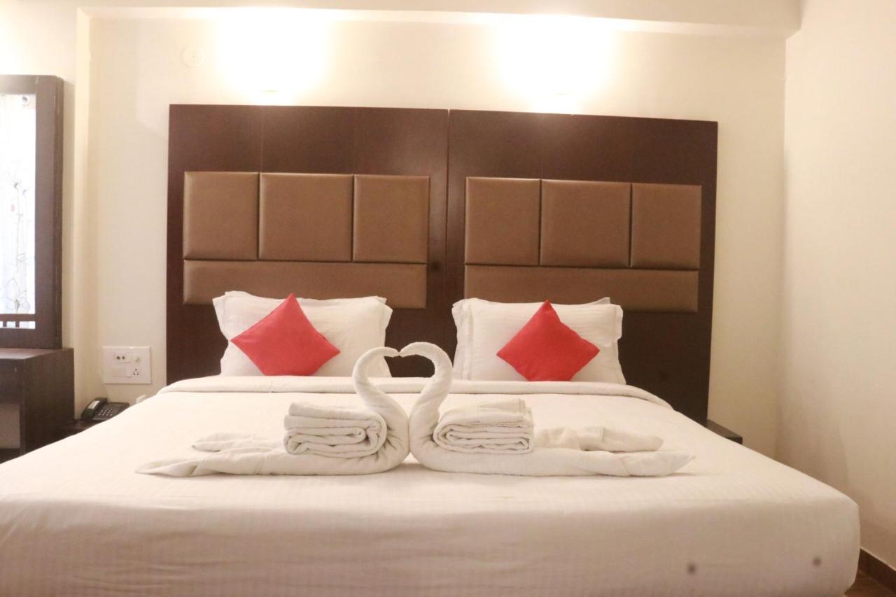 Capital O 14995 Hotel Starline Paltan Bazar Guwahati Esterno foto